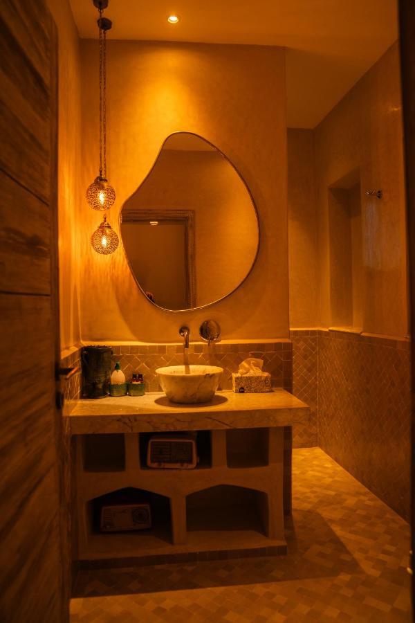Sahara Pearl Hotel Merzouga Bagian luar foto