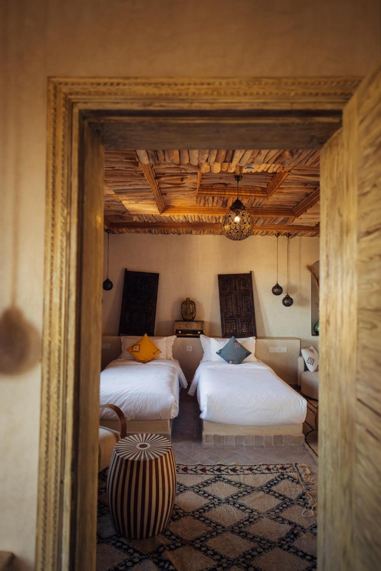 Sahara Pearl Hotel Merzouga Bagian luar foto